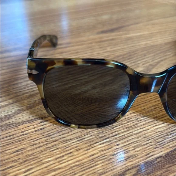 Persol PO3257S Tortoise Brown NWOT display picture 3